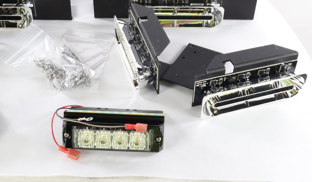 JLG ­-­ 70050087 ­-­ KIT LIGHT REPAIR