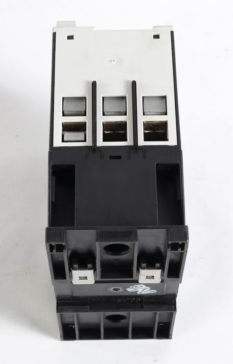 CUTLER HAMMER - XTCE050D00TD - DIL M50 ONTACTOR 50A 3P 24VDC COIL