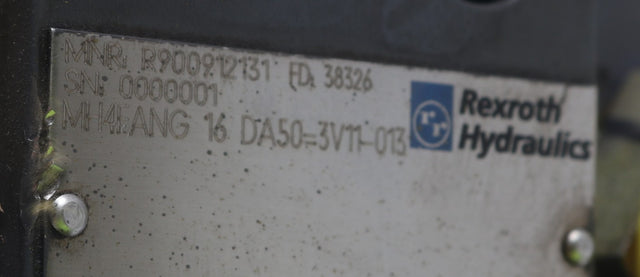 REXROTH ­-­ R900912131 ­-­ FLOW DIVIDER