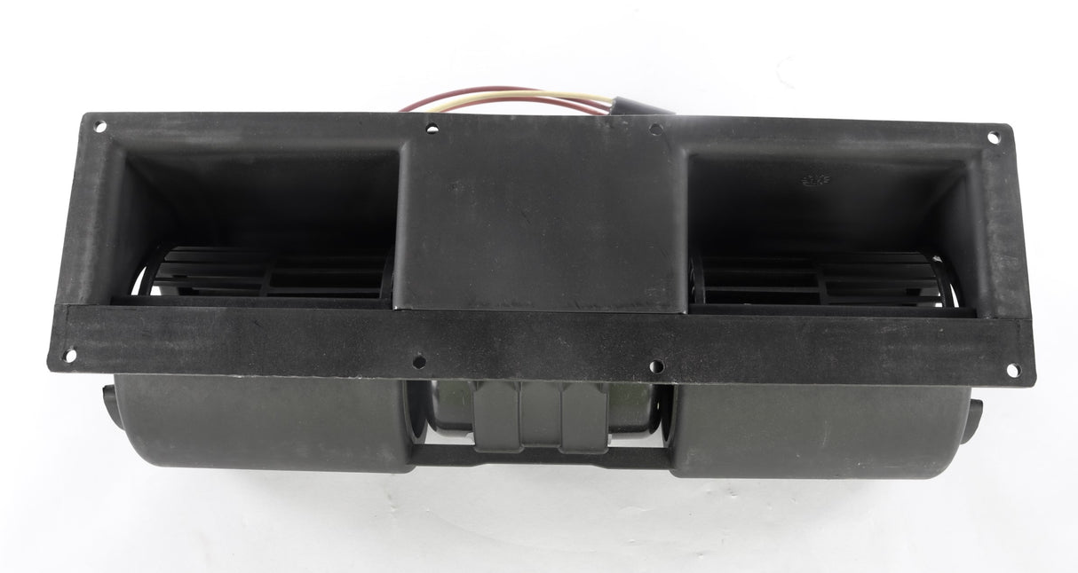 DCM MANUFACTURING  ­-­ TB0000002 ­-­ 24V DOUBLE BLOWER AIR CONDITIONER ASSEMBLY