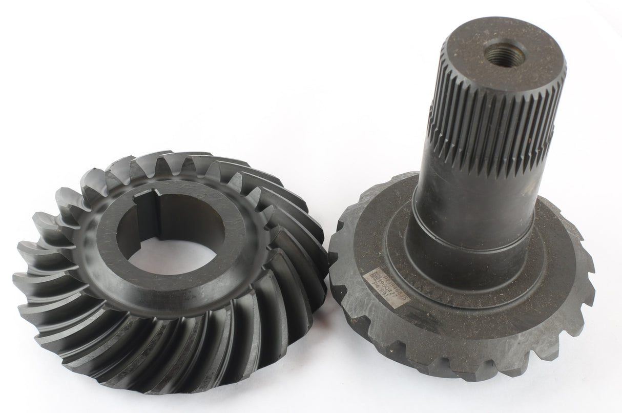 VOLVO ­-­ 21946835 ­-­ GEAR SET SPIRAL BEVEL SOLID (