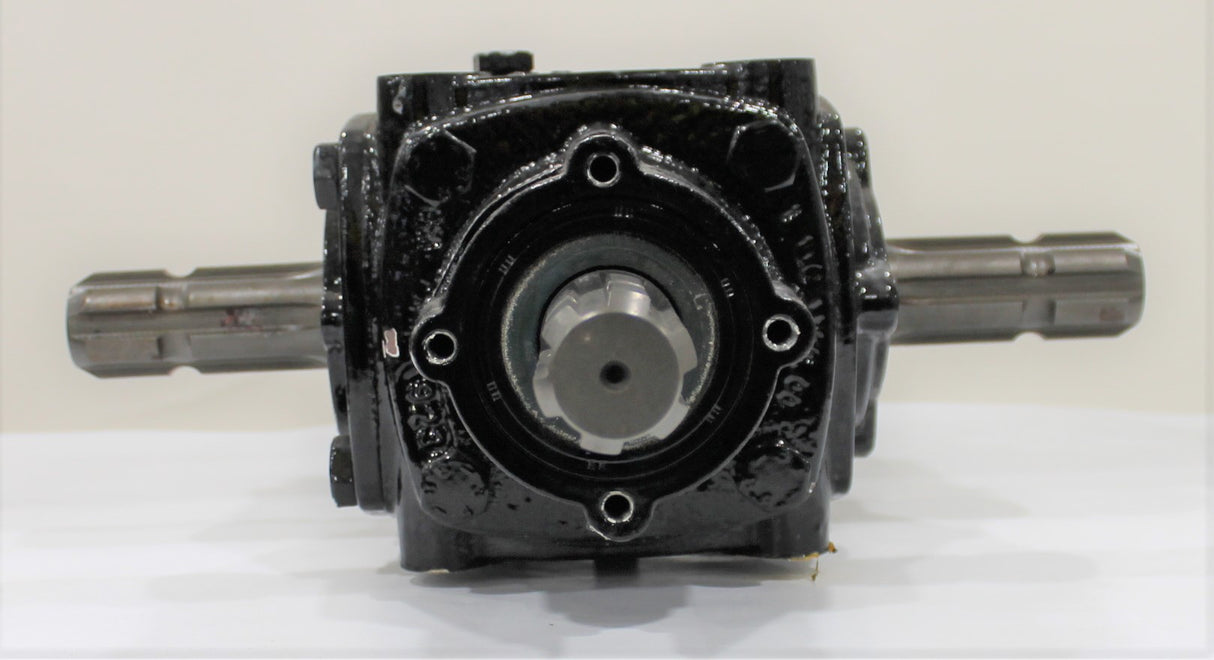 BUSH HOG ­-­ 70833 ­-­ GEARBOX