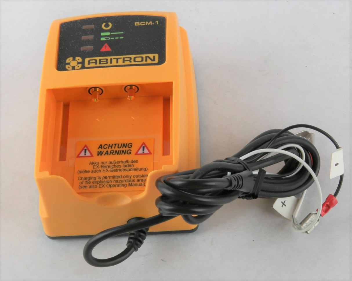 MONTABERT ­-­ 86612371 ­-­ BATTERY CHARGER