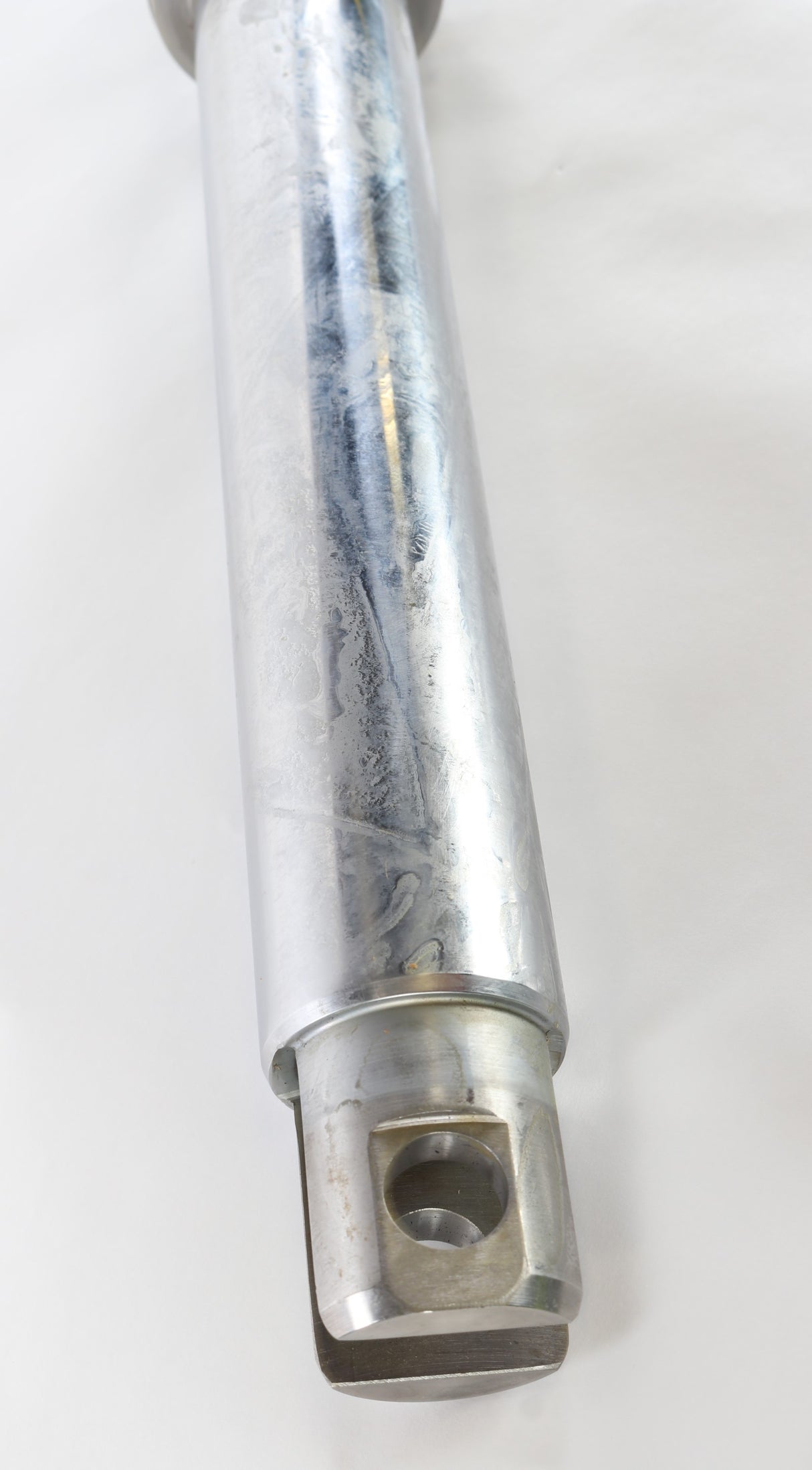 HYUNDAI ­-­ 31Y3-26010 ­-­ ROD-PISTON