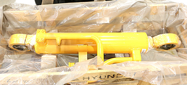 HYUNDAI ­-­ 31LQ-30180 ­-­ CYLINDER ASM-STEERING RH