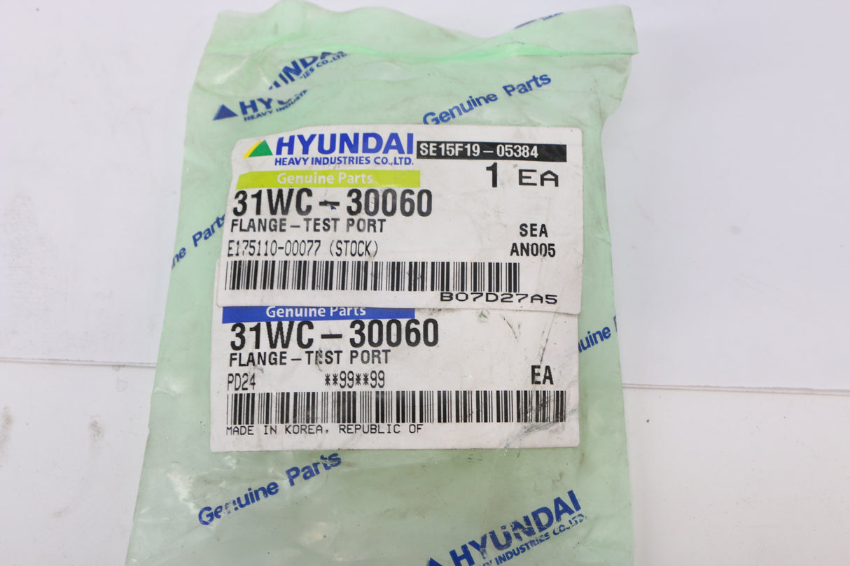 HYUNDAI ­-­ 31WC-30060 ­-­ FLANGE-TEST PORT