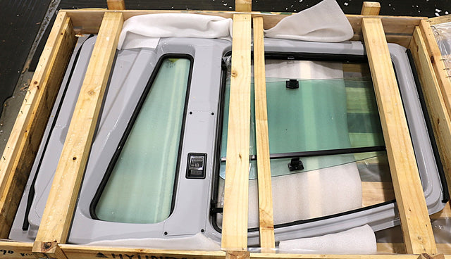 HYUNDAI ­-­ 71N6-04000BG ­-­ DOOR ASM-SIDE