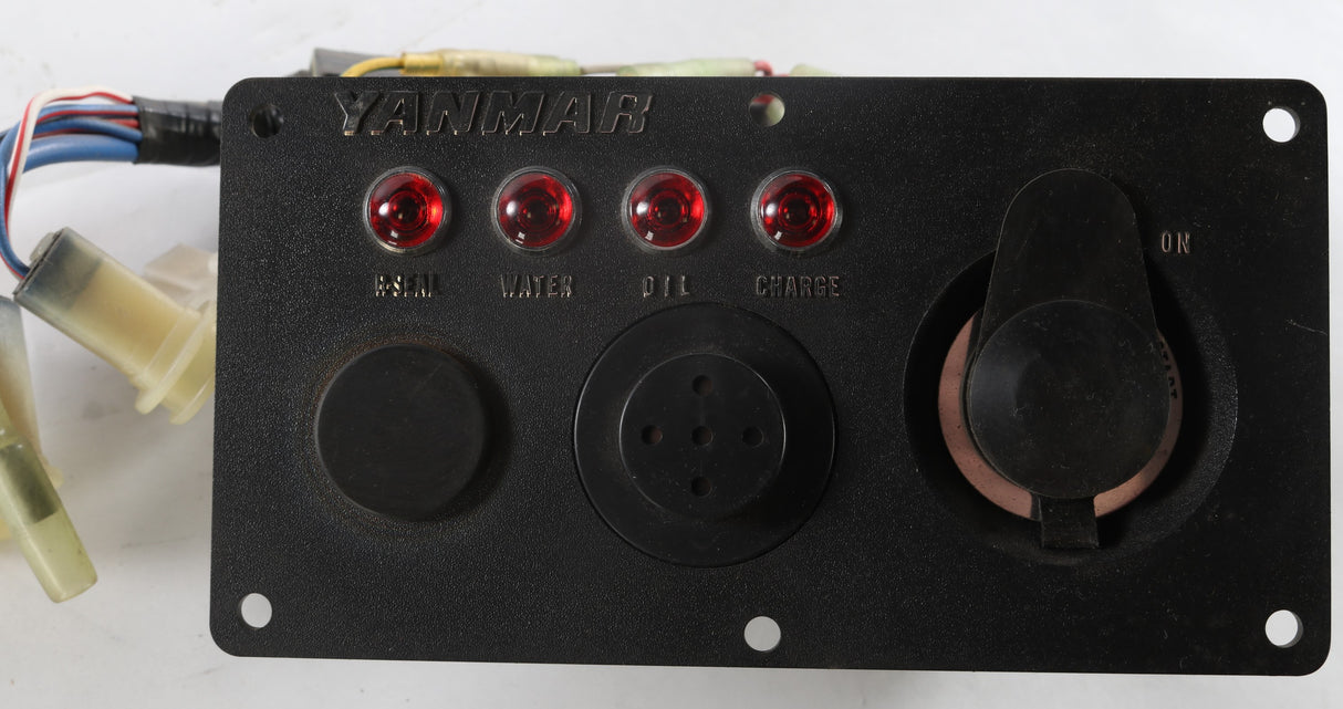YANMAR ­-­ 129577-91000 ­-­ PANEL ASSY