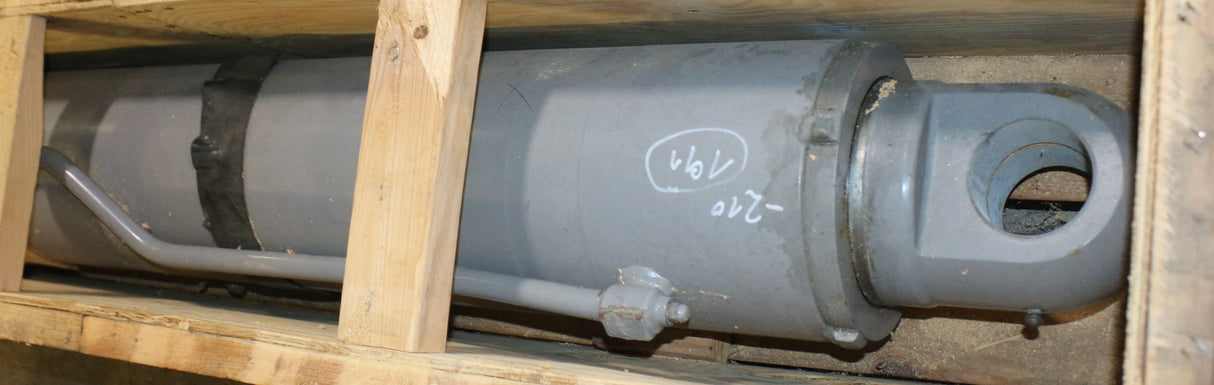 TADANO   ­-­ 99707770210 ­-­ DERRICK CYLINDER