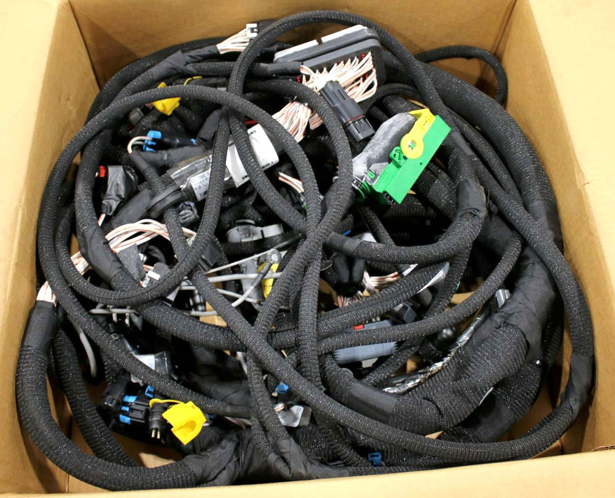 MACK ­-­ 22666266 ­-­ WIRES