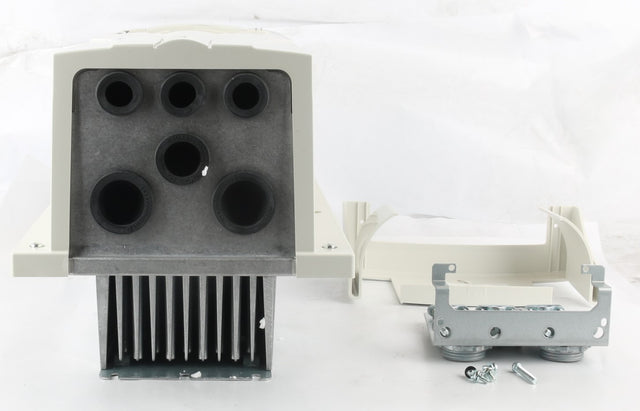 ABB ­-­ ACS550-01-012A-4+B055 ­-­ FREQUENCY CONVERTER (MOTOR DRIVE) 5.5kW 12A 480V