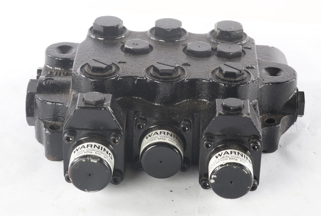 BUSH HOG ­-­ 99981 ­-­ HYDRAULIC VALVE: 3-WAY 3-SPOOL