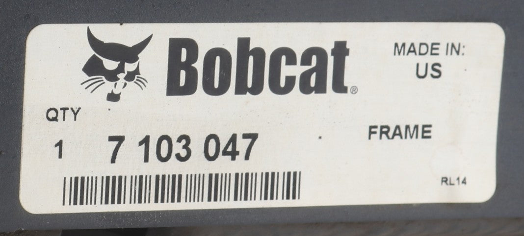 BOBCAT ­-­ 7103047 ­-­ FRAME