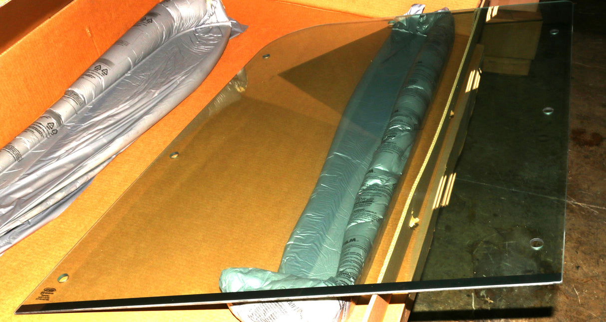 GRADALL ­-­ 80263058 ­-­ DOOR GLASS