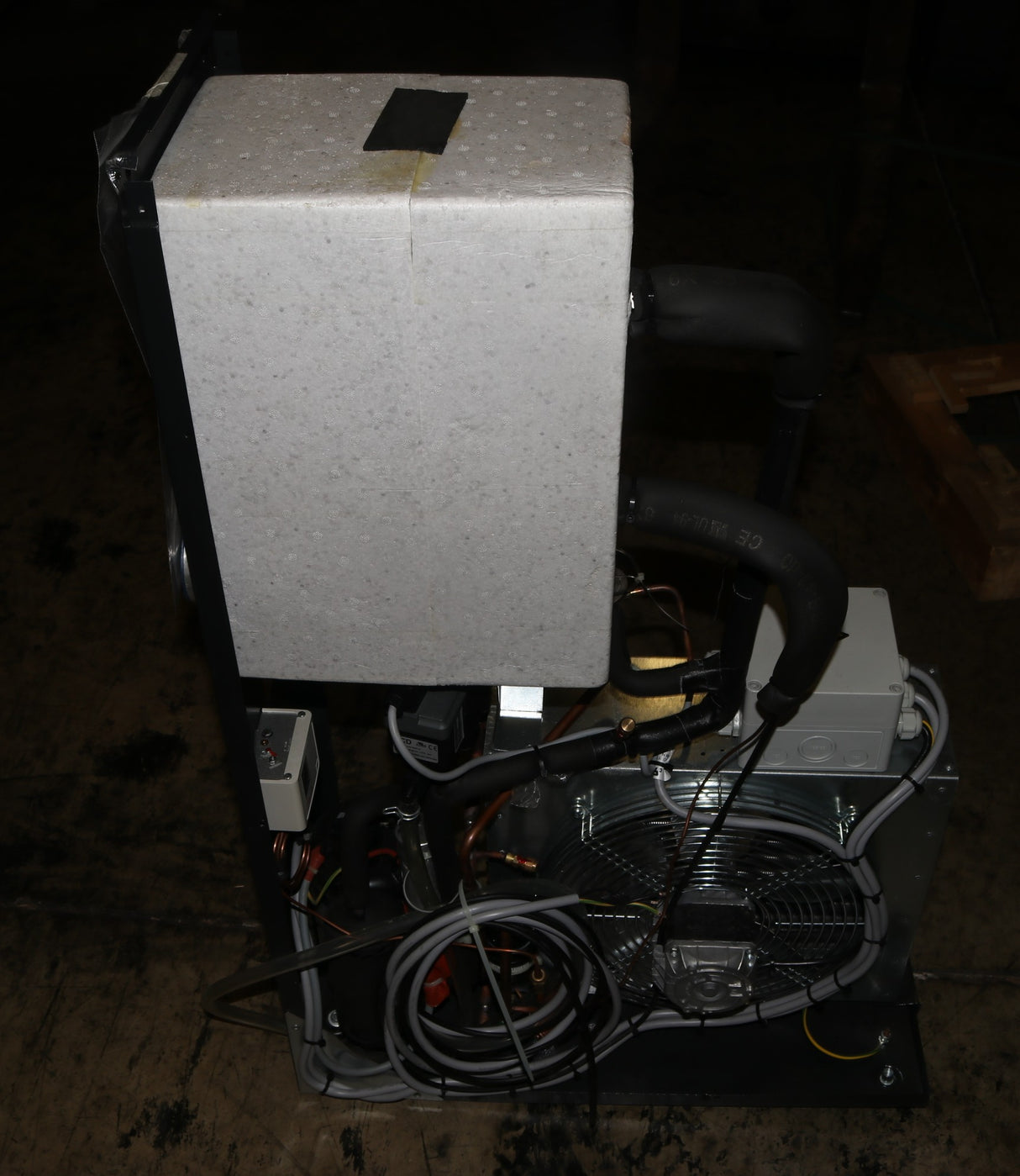 ATLAS COPCO ­-­ 2200903723 ­-­ E8/9V 115/60 2200985423 SPARE KIT