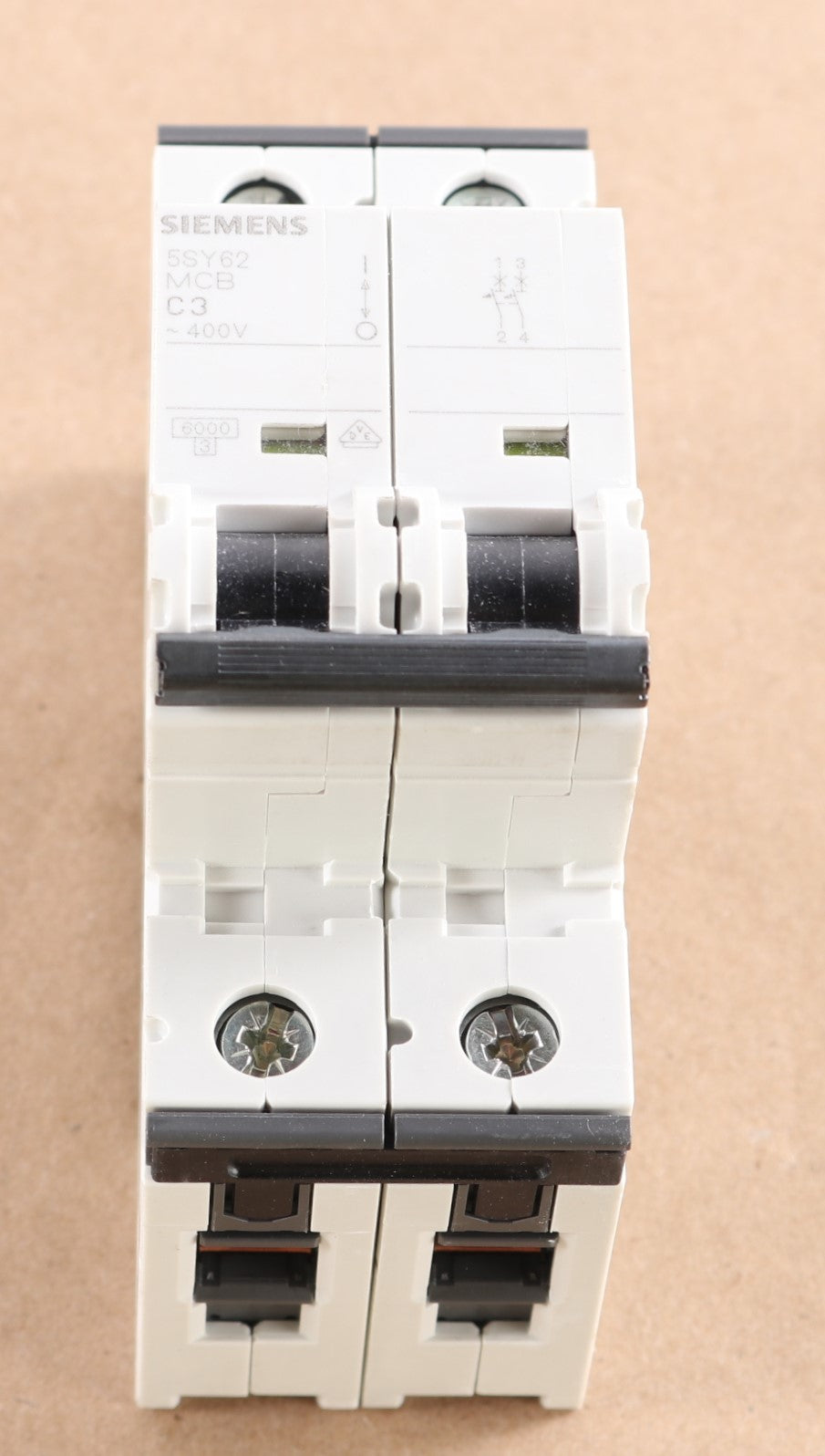 SIEMENS ­-­ 5SY6203-7 ­-­ MINIATURE CIRCUIT BREAKER  400V 6KA