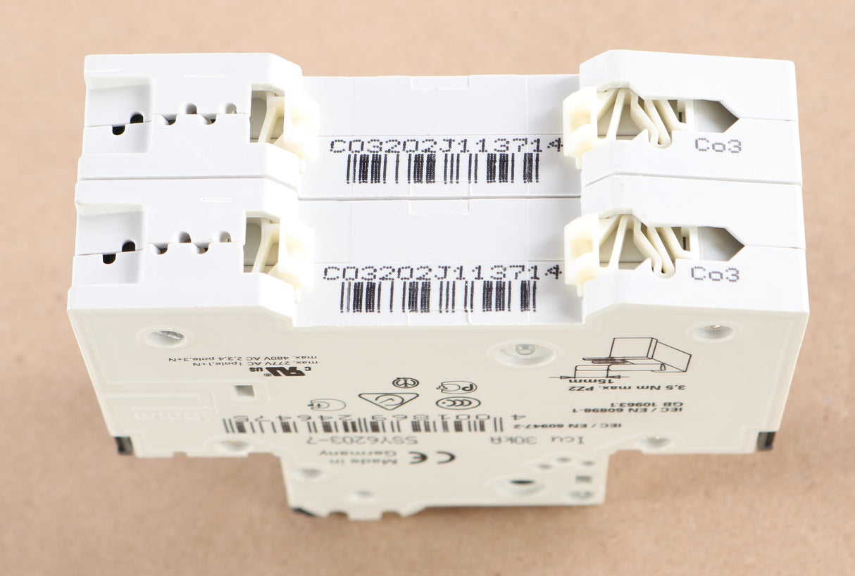 SIEMENS ­-­ 5SY6203-7 ­-­ MINIATURE CIRCUIT BREAKER  400V 6KA