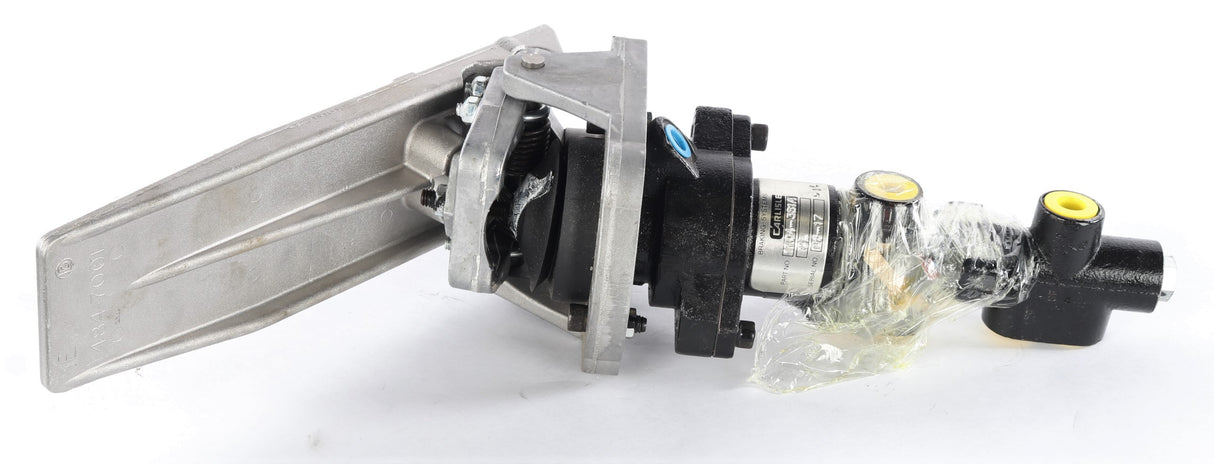 TEREX ­-­ 15315772 ­-­ TREADLE VALVE