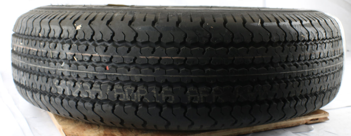 BOBCAT PORTABLE POWER ­-­ 22161947 ­-­ TIRE ST235/80R16