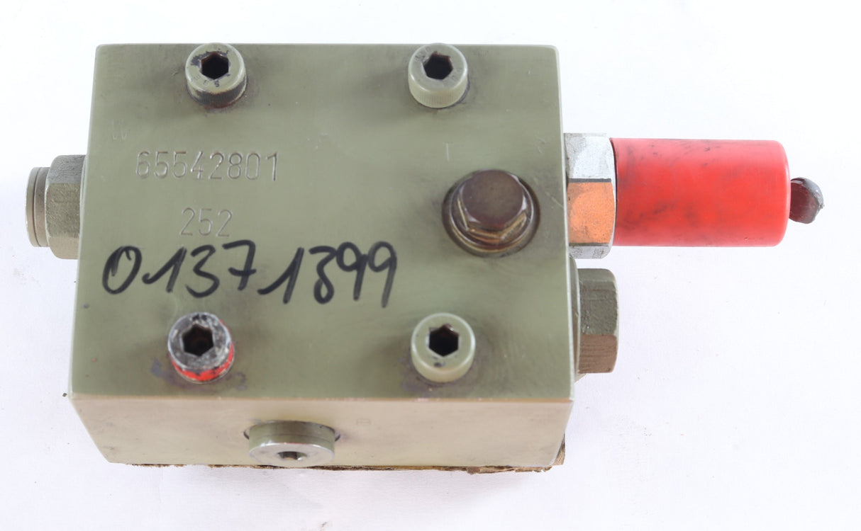 MANITOWOC GROVE ­-­ 01371399 ­-­ SAFETY VALVE