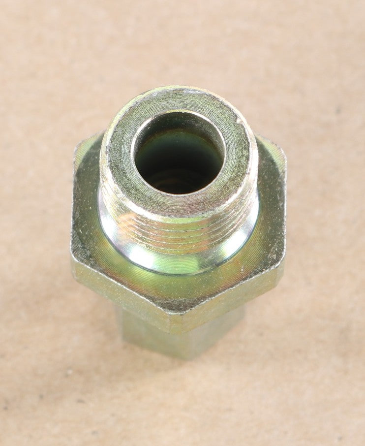 MANITOWOC GROVE ­-­ 01573765 ­-­ MALE STUD COUPLING
