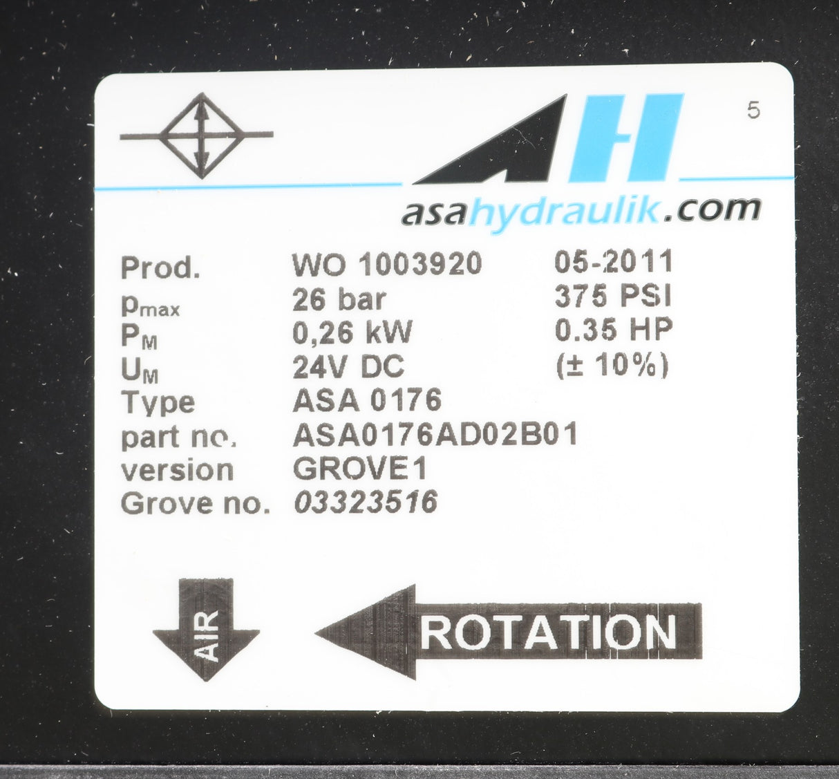 MANITOWOC GROVE ­-­ 03090746 ­-­ ADDITIONAL OIL COOLER