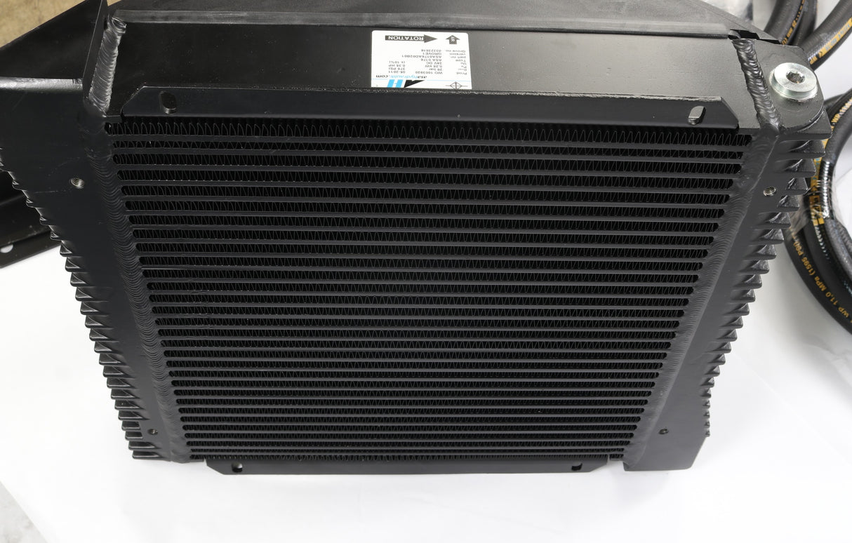 MANITOWOC GROVE ­-­ 03090746 ­-­ ADDITIONAL OIL COOLER