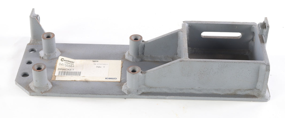 MANITOWOC GROVE ­-­ 04155551 ­-­ BRACKET