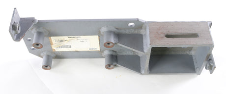 MANITOWOC GROVE ­-­ 04155551 ­-­ BRACKET