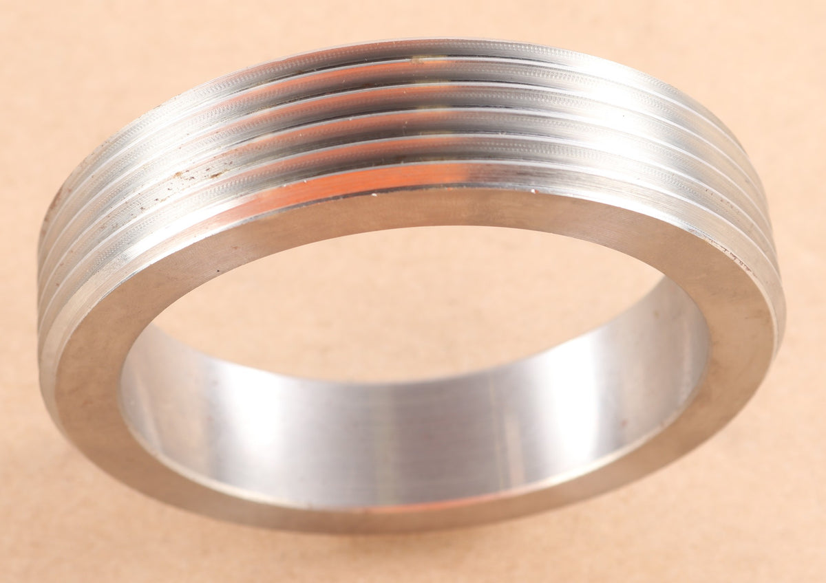 MANITOWOC GROVE ­-­ 8592969 ­-­ COLLAR SCREW