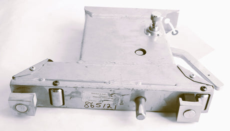 PREVOST ­-­ 865121 ­-­ PEDESTAL ASM LH TRACK