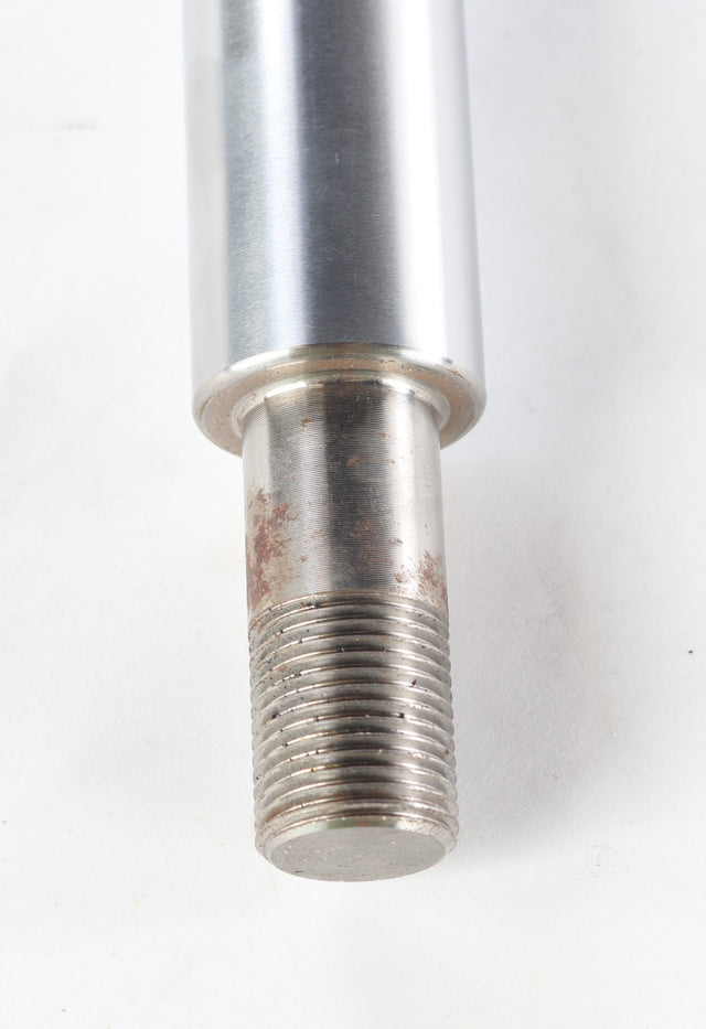 BOBCAT ­-­ 6664329 ­-­ HYDRAULIC CYLINDER ROD