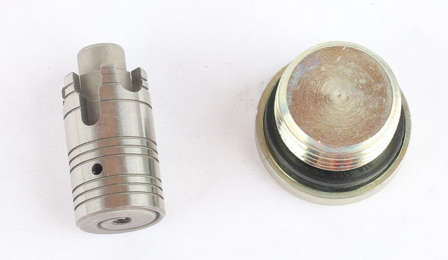 BOBCAT ­-­ 7029718 ­-­ VALVE COMPENSATOR PRESSURE