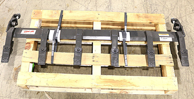 BOBCAT ­-­ 7125549 ­-­ KIT BUCKET