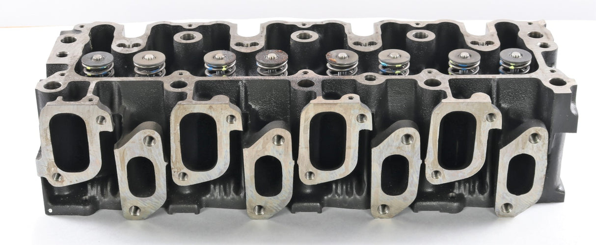 JLG ­-­ 70134737 ­-­ CYLINDER HEAD