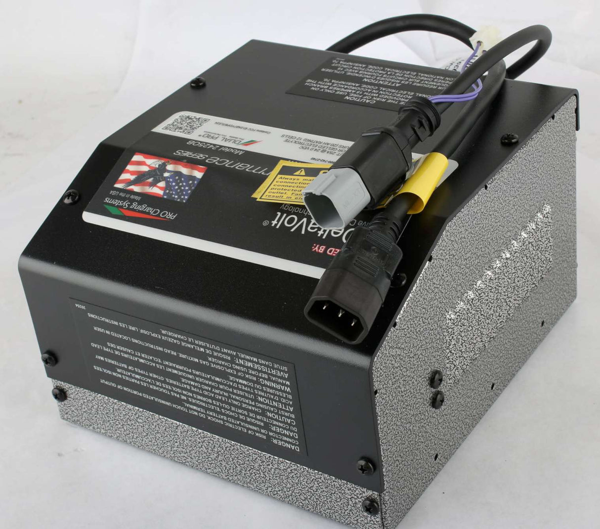 JLG ­-­ 70011886 ­-­ BATTERY CHARGER - ON BOARD 115VAC 8A / 24VDC 25A