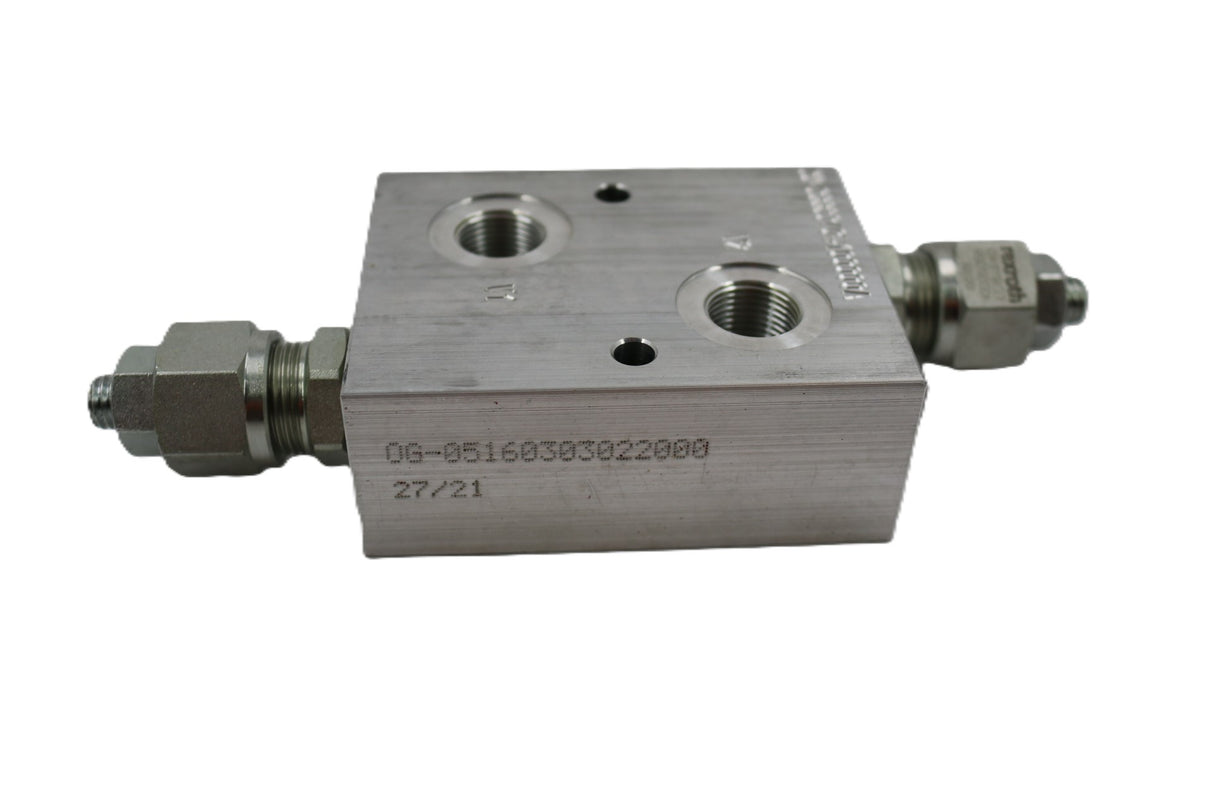 JLG ­-­ 70021843 ­-­ PRESSURE VALVE