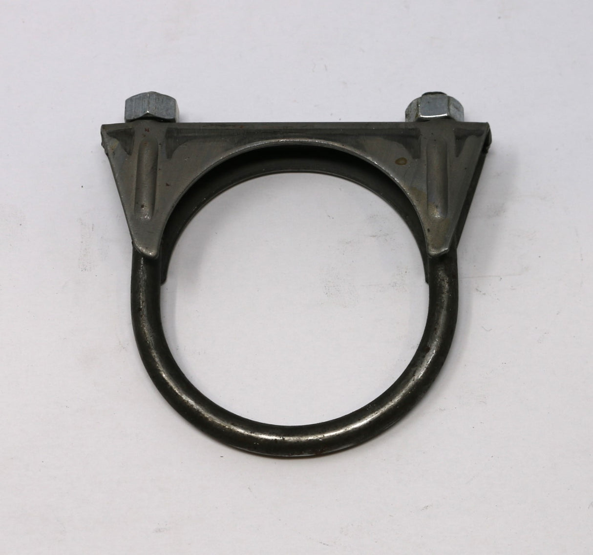 JLG ­-­ 1320021 ­-­ CLAMP: EXHAUST 2 1/4 INCH