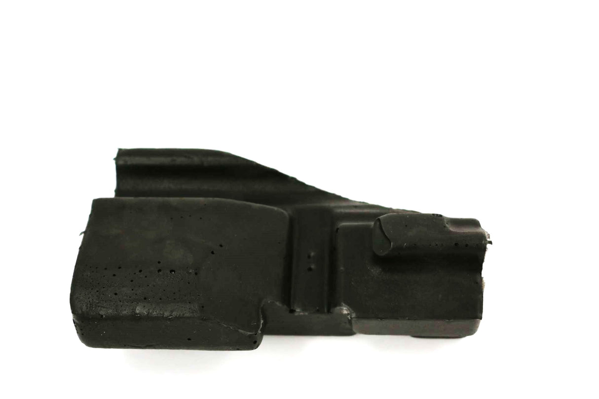 BOBCAT ­-­ 7030091 ­-­ SPACER