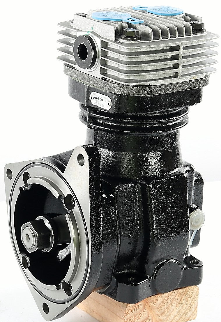 DEUTZ DIESEL ­-­ 1180386 ­-­ AIR COMPRESSOR