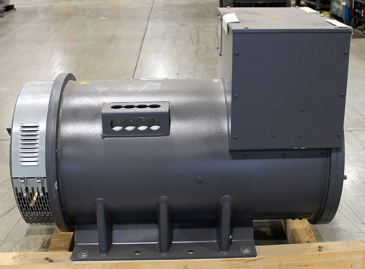 SOGA ­-­ SK-355-ZL ­-­ ALTERNATOR 690/750kVA 400/480V 50/60Hz