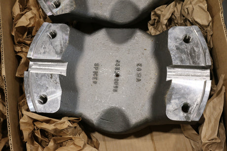 DANA SPICER ­-­ 645350001 ­-­ TUBE YOKE 14C