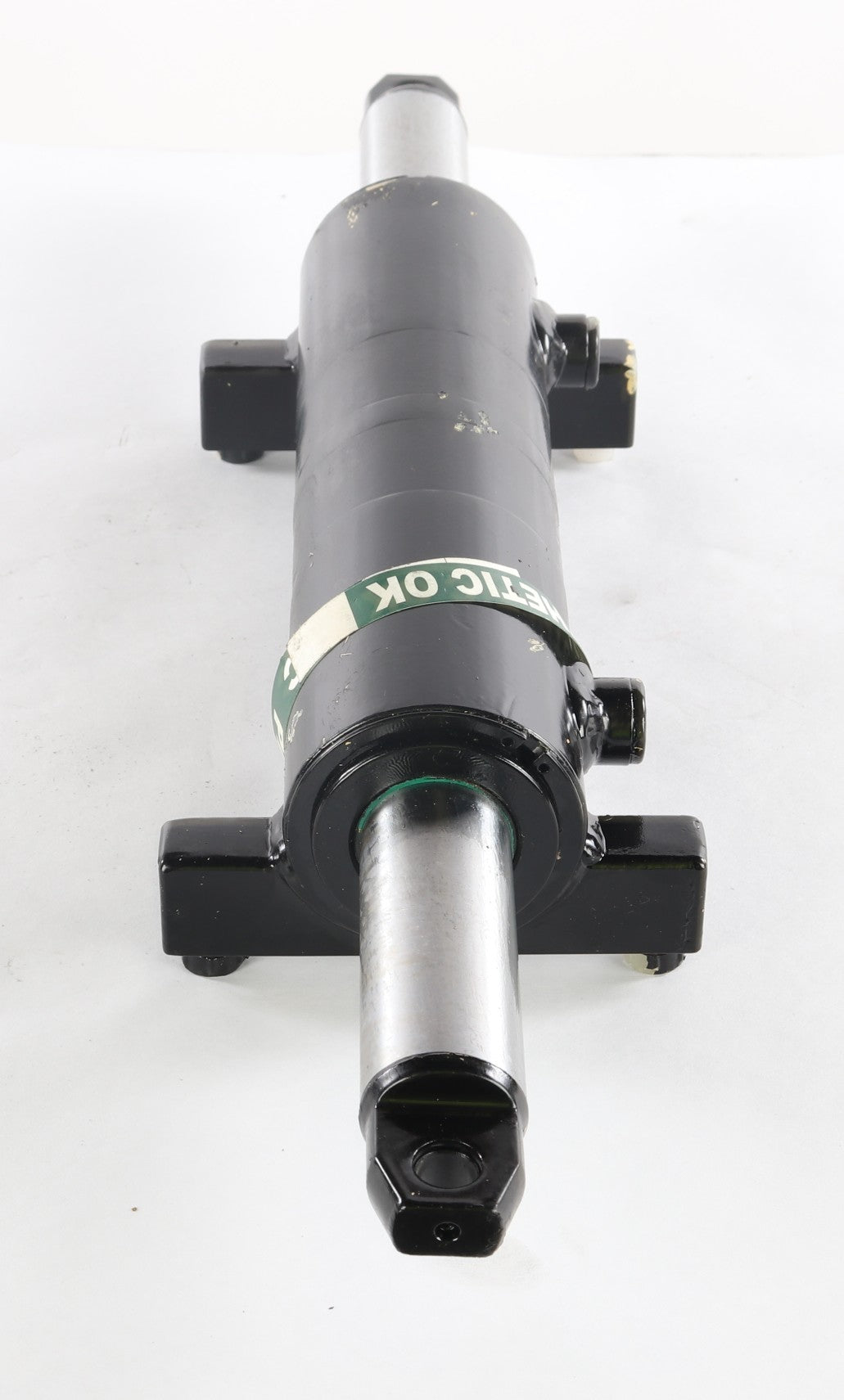 JLG ­-­ 1001269703 ­-­ CYLSTEER