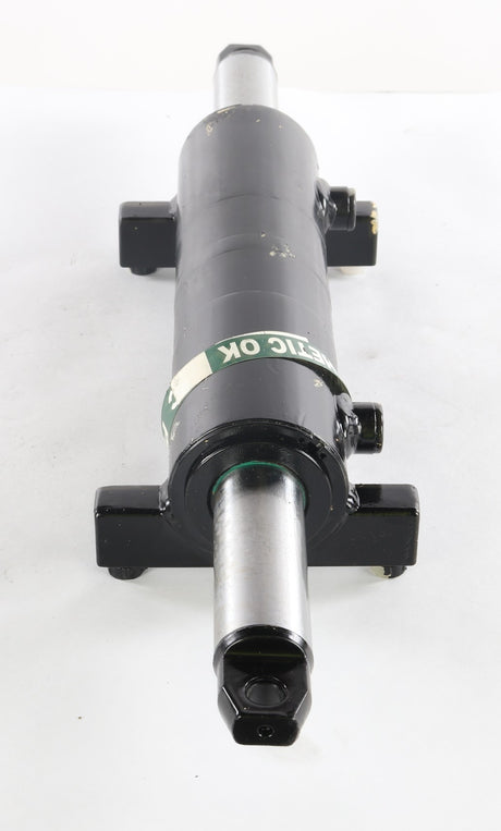 JLG ­-­ 1001269703 ­-­ CYLSTEER