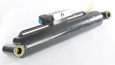 JLG ­-­ 262787H2 ­-­ CYLINDER SECOND ARM
