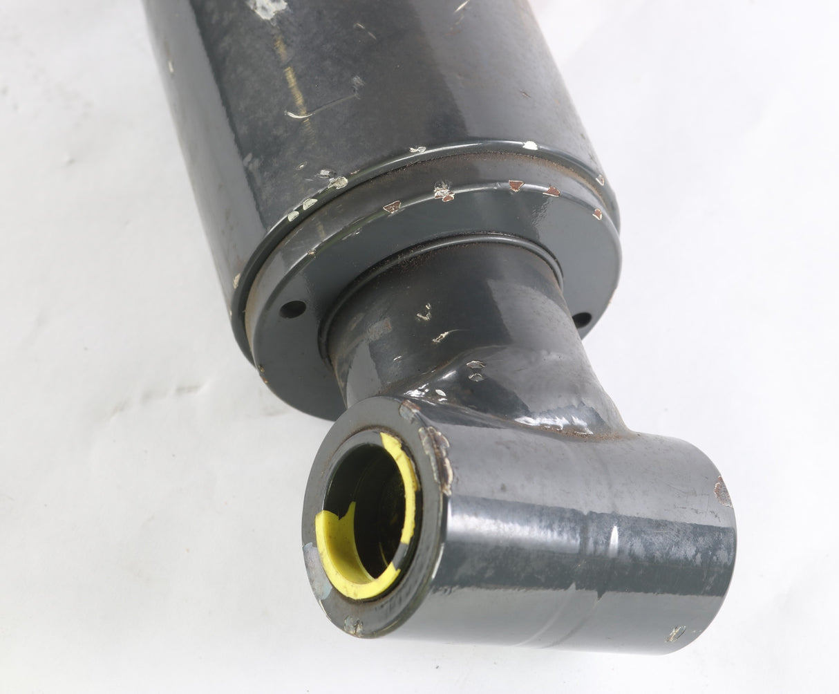 JLG ­-­ 262787H2 ­-­ CYLINDER SECOND ARM
