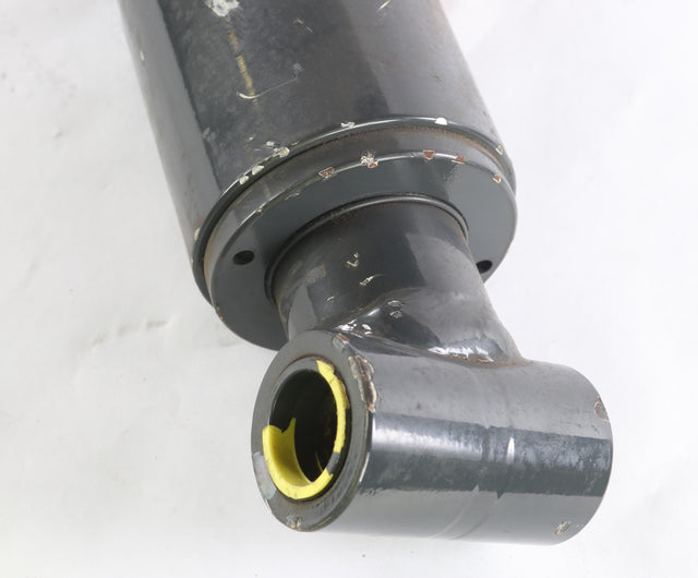 JLG ­-­ 262787H2 ­-­ CYLINDER SECOND ARM