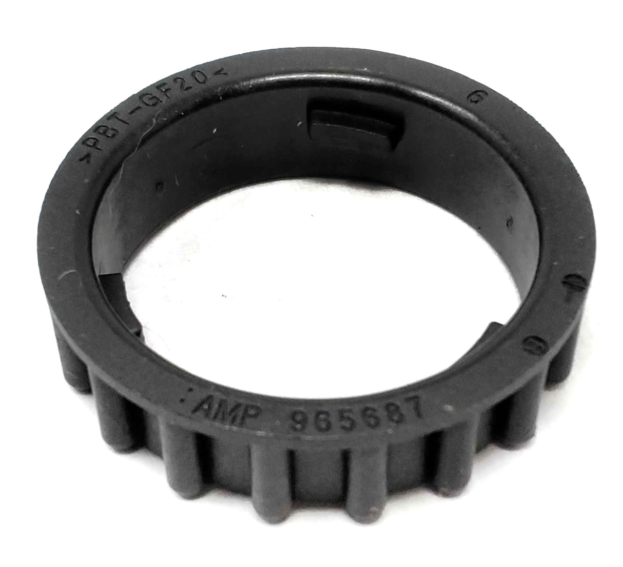 AMP INC  ­-­ 965687 ­-­ LOCK RING