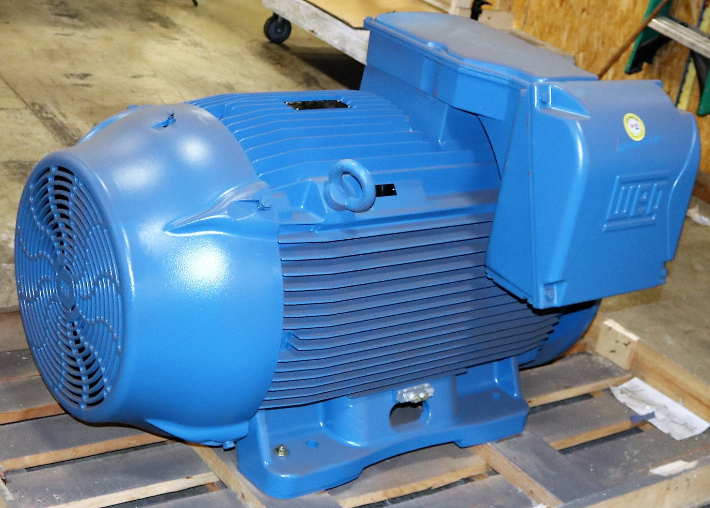 WEG - R11679237 - ELECTRIC MOTOR 370kW 400V 50Hz 586/7T 3PH 500HP