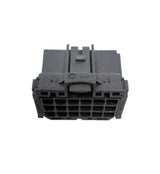 AMP INC  ­-­ 8-968974-1 ­-­ CONNECTOR HOUSING